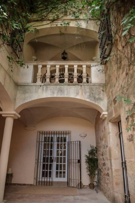 Apartamento Casa Aguila Casco Antiguo Patio Privado Caces Exterior foto